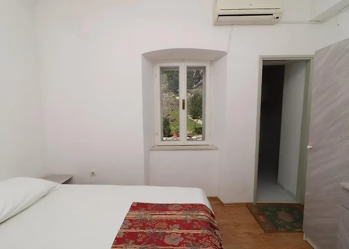 شقة Lepur سلانو